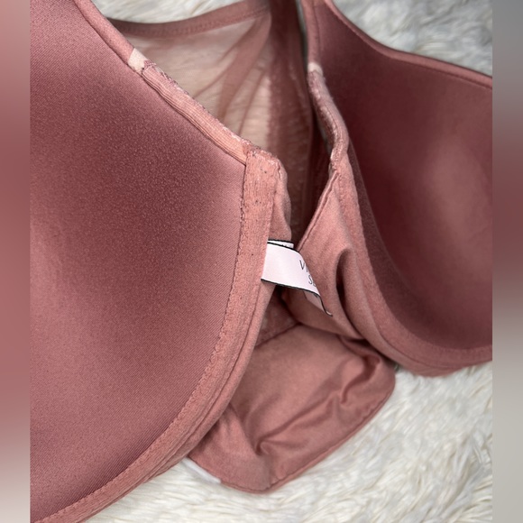 Victoria’s Secret front close bra 36DD - Picture 13 of 16